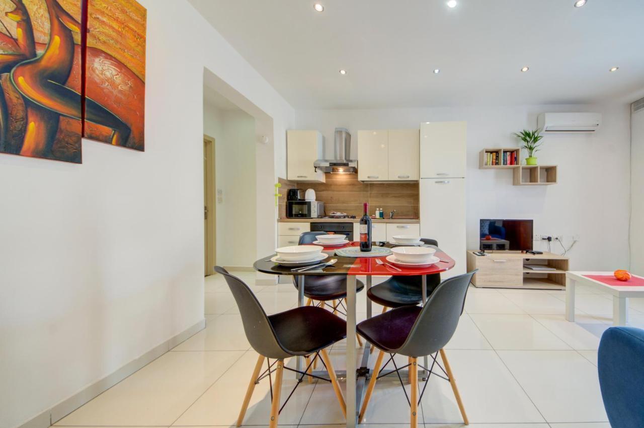 Sapphire Court 2 Bedroom Apartments By Shortletsmalta Sliema Eksteriør bilde
